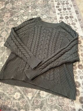 Aerie Green Cable Knit Sweater